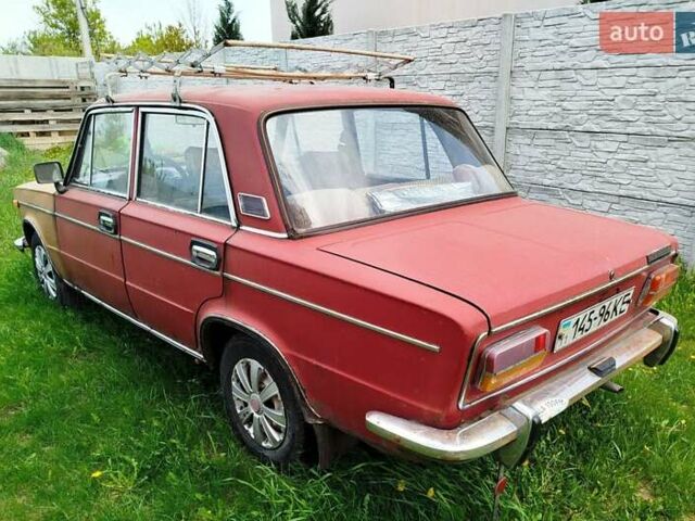 Красный ВАЗ 2103, объемом двигателя 1.5 л и пробегом 155 тыс. км за 550 $, фото 1 на Automoto.ua