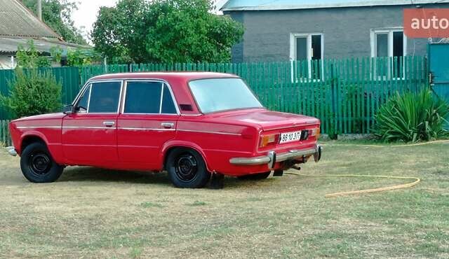Красный ВАЗ 2103, объемом двигателя 0 л и пробегом 100 тыс. км за 550 $, фото 1 на Automoto.ua