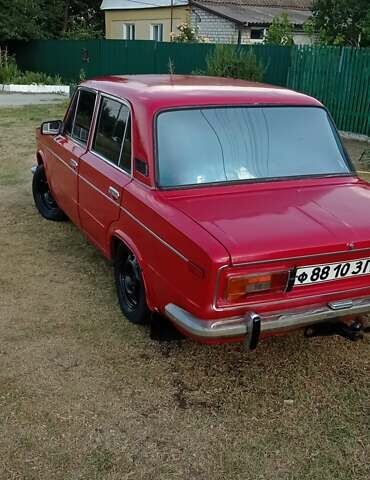Красный ВАЗ 2103, объемом двигателя 0 л и пробегом 100 тыс. км за 550 $, фото 2 на Automoto.ua