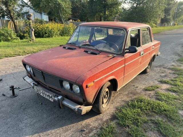 Красный ВАЗ 2103, объемом двигателя 0 л и пробегом 300 тыс. км за 145 $, фото 2 на Automoto.ua