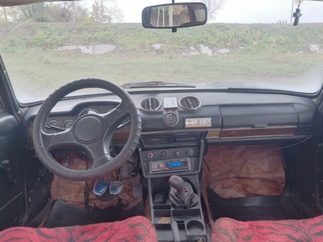 Красный ВАЗ 2103, объемом двигателя 1 л и пробегом 1 тыс. км за 500 $, фото 8 на Automoto.ua