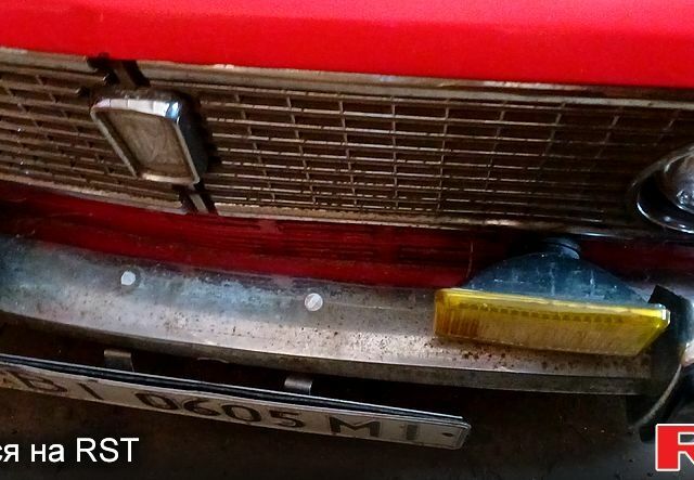 Червоний ВАЗ 2103, об'ємом двигуна 1.5 л та пробігом 93 тис. км за 670 $, фото 1 на Automoto.ua