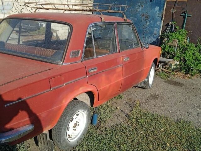 Красный ВАЗ 2103, объемом двигателя 0 л и пробегом 3 тыс. км за 453 $, фото 5 на Automoto.ua