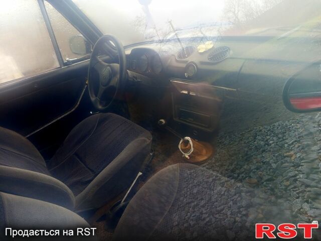 Красный ВАЗ 2103, объемом двигателя 1.5 л и пробегом 0 тыс. км за 600 $, фото 6 на Automoto.ua