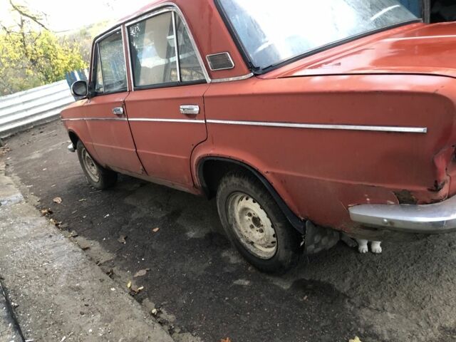 Червоний ВАЗ 2103, об'ємом двигуна 0 л та пробігом 250 тис. км за 335 $, фото 3 на Automoto.ua