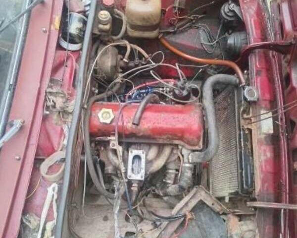 Красный ВАЗ 2103, объемом двигателя 1.5 л и пробегом 150 тыс. км за 250 $, фото 2 на Automoto.ua