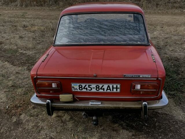 Красный ВАЗ 2103, объемом двигателя 1.3 л и пробегом 100 тыс. км за 626 $, фото 3 на Automoto.ua