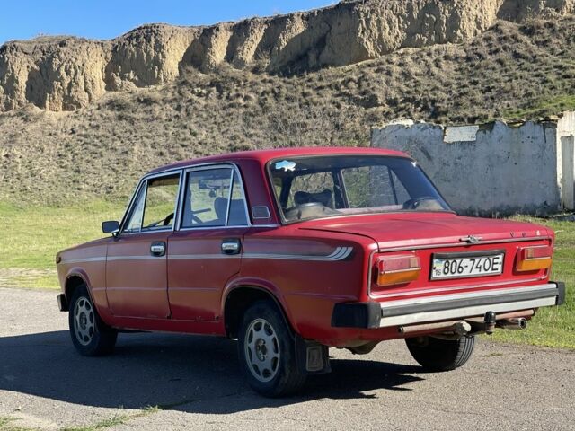 Красный ВАЗ 2103, объемом двигателя 1.5 л и пробегом 300 тыс. км за 750 $, фото 3 на Automoto.ua