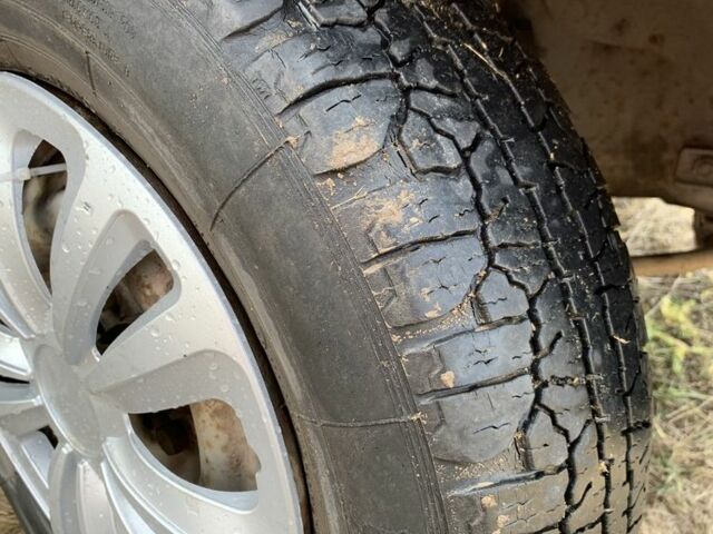 Красный ВАЗ 2103, объемом двигателя 1.3 л и пробегом 100 тыс. км за 568 $, фото 7 на Automoto.ua