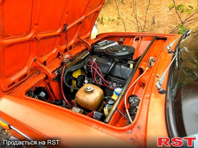 ВАЗ 2103 1974 в Золотоноше на Automoto.ua Красный ВАЗ 2103, объемом двигателя 1.5 л и пробегом 0 тыс. км за 1000 $, фото 3 на Automoto.ua