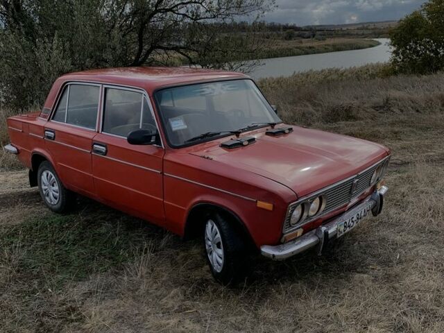 Красный ВАЗ 2103, объемом двигателя 1.3 л и пробегом 100 тыс. км за 626 $, фото 2 на Automoto.ua