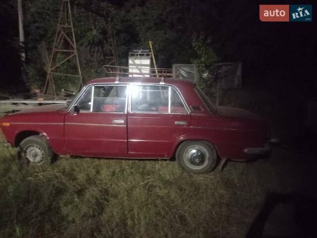 Красный ВАЗ 2103, объемом двигателя 0 л и пробегом 100 тыс. км за 550 $, фото 1 на Automoto.ua