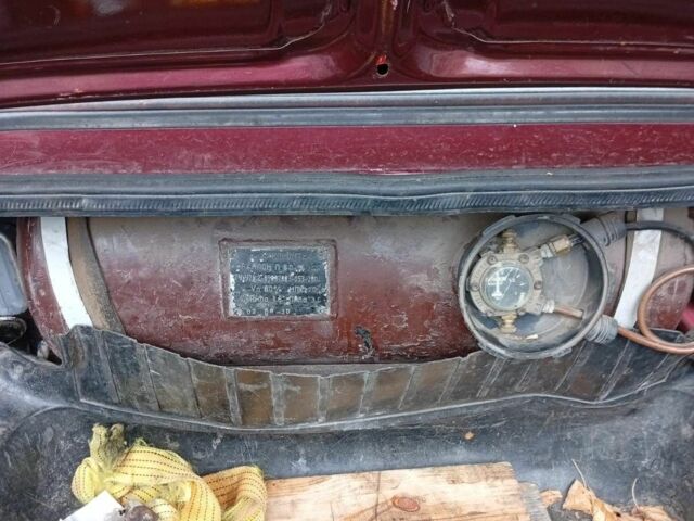 Червоний ВАЗ 2103, об'ємом двигуна 0 л та пробігом 241 тис. км за 350 $, фото 4 на Automoto.ua