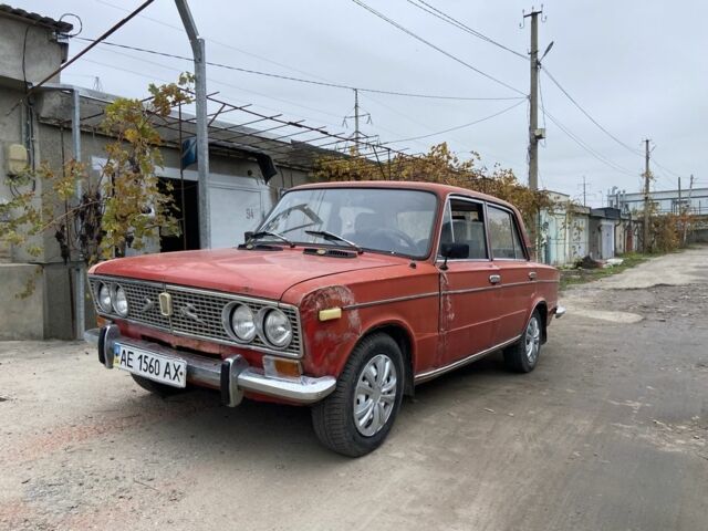 Красный ВАЗ 2103, объемом двигателя 1.3 л и пробегом 920 тыс. км за 600 $, фото 1 на Automoto.ua
