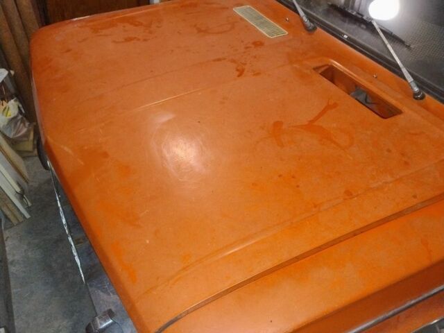 Красный ВАЗ 2103, объемом двигателя 1.5 л и пробегом 110 тыс. км за 800 $, фото 1 на Automoto.ua