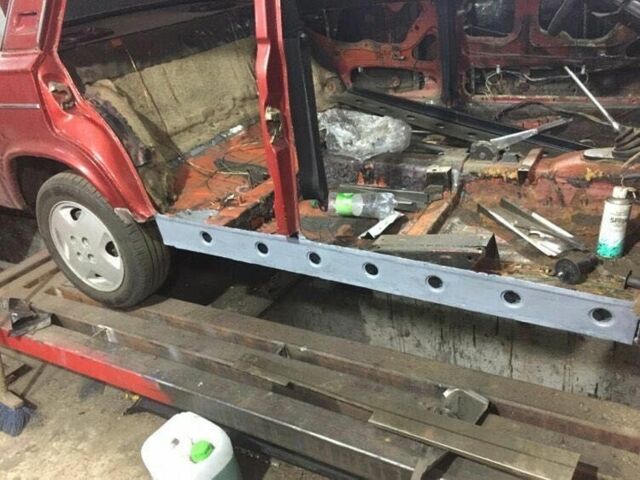 Червоний ВАЗ 2103, об'ємом двигуна 1.5 л та пробігом 1 тис. км за 999 $, фото 7 на Automoto.ua