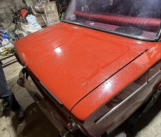 ВАЗ 2103 1976 в Синельниковом на Automoto.ua Красный ВАЗ 2103, объемом двигателя 1.5 л и пробегом 65 тыс. км за 500 $, фото 8 на Automoto.ua