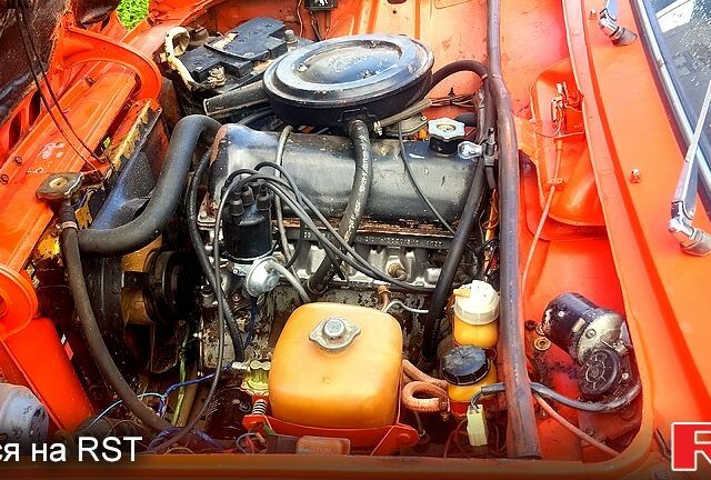 Красный ВАЗ 2103, объемом двигателя 1.3 л и пробегом 0 тыс. км за 550 $, фото 1 на Automoto.ua