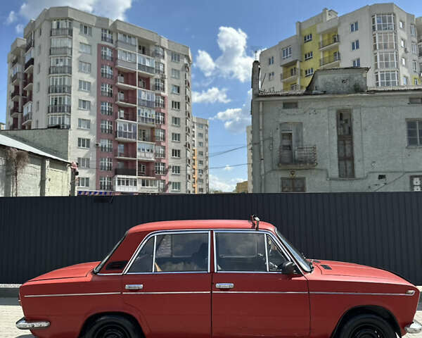 Красный ВАЗ 2103, объемом двигателя 1.5 л и пробегом 80 тыс. км за 528 $, фото 2 на Automoto.ua