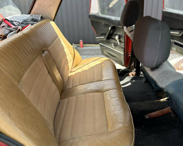 Красный ВАЗ 2103, объемом двигателя 1.5 л и пробегом 80 тыс. км за 528 $, фото 6 на Automoto.ua