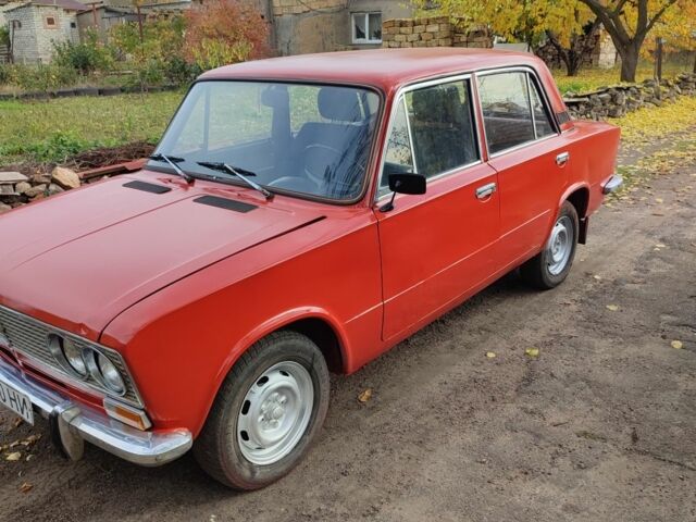ВАЗ 2103 1976 в Николаеве на Automoto.ua Красный ВАЗ 2103, объемом двигателя 1 л и пробегом 29 тыс. км за 1000 $, фото 1 на Automoto.ua