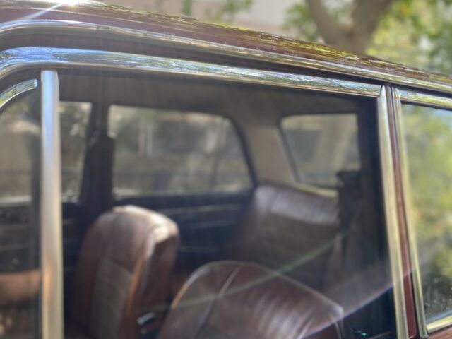 ВАЗ 2103 1976 в Одессе на Automoto.ua Красный ВАЗ 2103, объемом двигателя 1.6 л и пробегом 200 тыс. км за 450 $, фото 5 на Automoto.ua