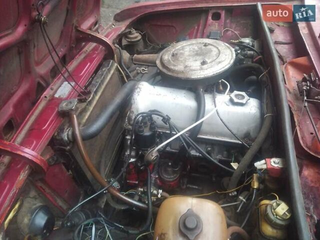 Красный ВАЗ 2103, объемом двигателя 1.3 л и пробегом 350 тыс. км за 550 $, фото 4 на Automoto.ua
