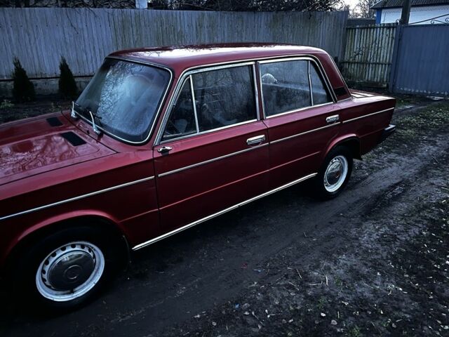 Красный ВАЗ 2103, объемом двигателя 1.5 л и пробегом 77 тыс. км за 661 $, фото 3 на Automoto.ua