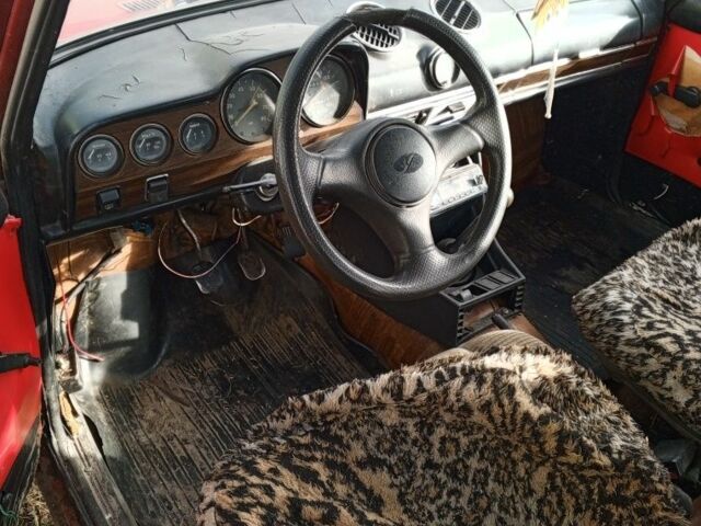 Красный ВАЗ 2103, объемом двигателя 1.5 л и пробегом 65 тыс. км за 250 $, фото 5 на Automoto.ua