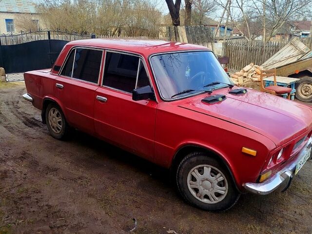 Красный ВАЗ 2103, объемом двигателя 13 л и пробегом 0 тыс. км за 700 $, фото 5 на Automoto.ua