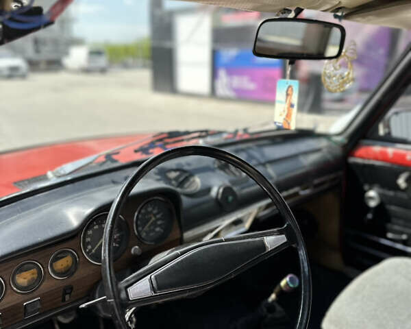 Красный ВАЗ 2103, объемом двигателя 1.5 л и пробегом 80 тыс. км за 528 $, фото 5 на Automoto.ua