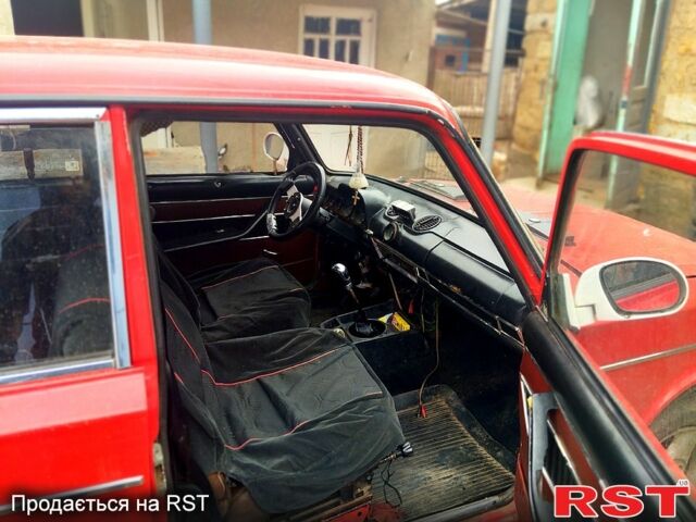 Красный ВАЗ 2103, объемом двигателя 1.5 л и пробегом 160 тыс. км за 750 $, фото 6 на Automoto.ua