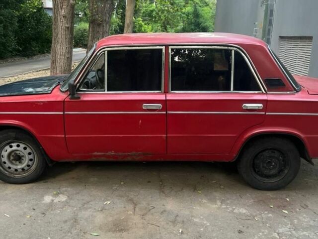 Красный ВАЗ 2103, объемом двигателя 1.5 л и пробегом 150 тыс. км за 450 $, фото 1 на Automoto.ua