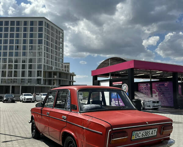 Красный ВАЗ 2103, объемом двигателя 1.5 л и пробегом 80 тыс. км за 528 $, фото 4 на Automoto.ua