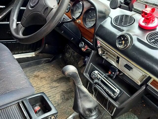 Красный ВАЗ 2103, объемом двигателя 1.5 л и пробегом 300 тыс. км за 650 $, фото 7 на Automoto.ua