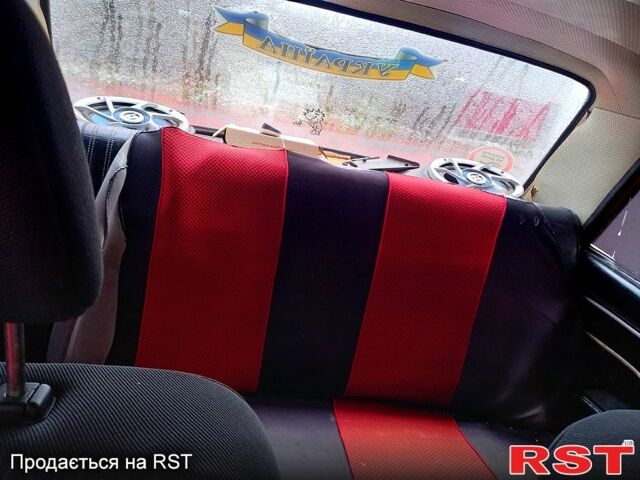 Красный ВАЗ 2103, объемом двигателя 1.5 л и пробегом 300 тыс. км за 650 $, фото 6 на Automoto.ua