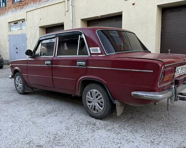 Красный ВАЗ 2103, объемом двигателя 1.5 л и пробегом 600 тыс. км за 800 $, фото 4 на Automoto.ua