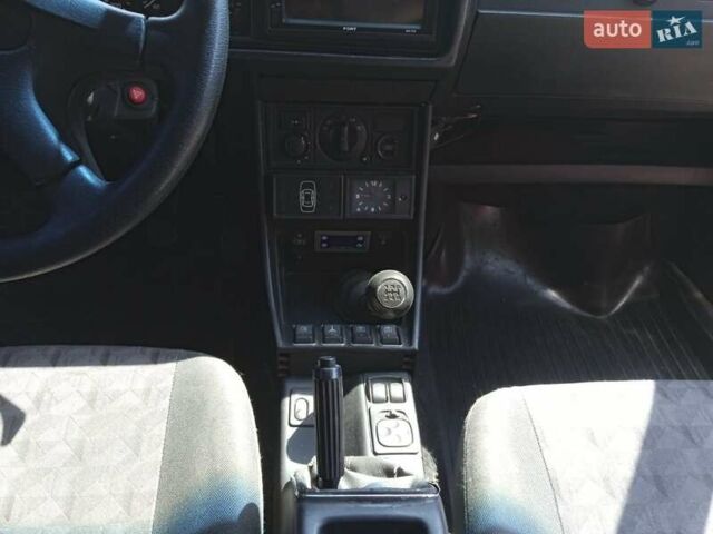 Красный ВАЗ 2103, объемом двигателя 1.45 л и пробегом 46 тыс. км за 3530 $, фото 16 на Automoto.ua