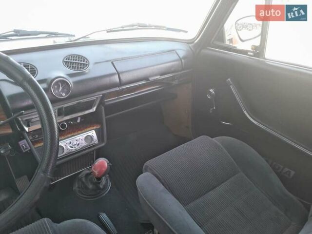 Червоний ВАЗ 2103, об'ємом двигуна 1.5 л та пробігом 110 тис. км за 800 $, фото 9 на Automoto.ua