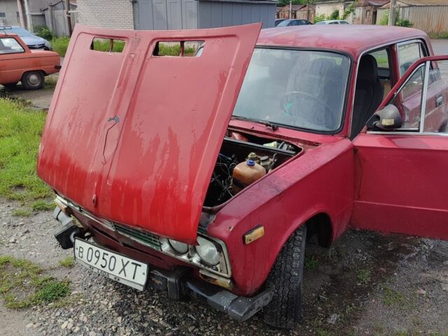 Красный ВАЗ 2103, объемом двигателя 0 л и пробегом 100 тыс. км за 169 $, фото 1 на Automoto.ua