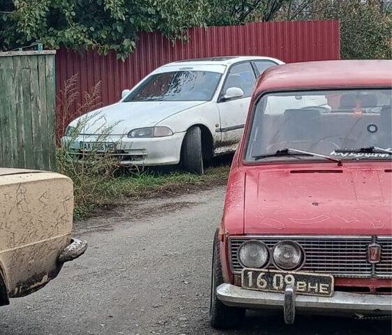 Красный ВАЗ 2103, объемом двигателя 1.3 л и пробегом 1 тыс. км за 473 $, фото 1 на Automoto.ua