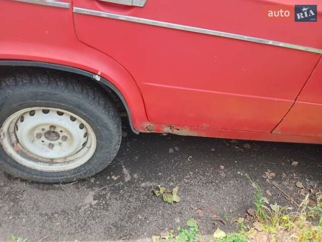 Красный ВАЗ 2103, объемом двигателя 1.5 л и пробегом 50 тыс. км за 500 $, фото 4 на Automoto.ua