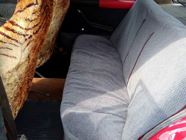 ВАЗ 2103 1978 в Кагарлыке на Automoto.ua Красный ВАЗ 2103, объемом двигателя 1.2 л и пробегом 0 тыс. км за 700 $, фото 4 на Automoto.ua