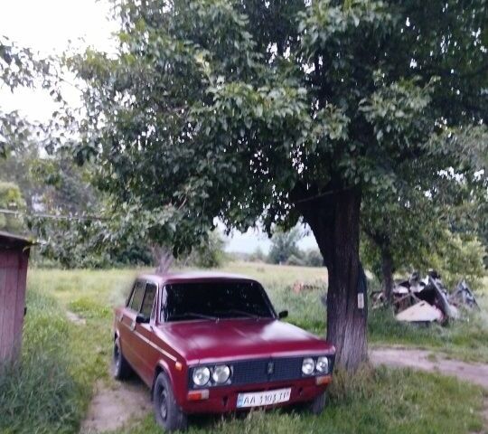 Червоний ВАЗ 2103, об'ємом двигуна 1.5 л та пробігом 1 тис. км за 1000 $, фото 2 на Automoto.ua