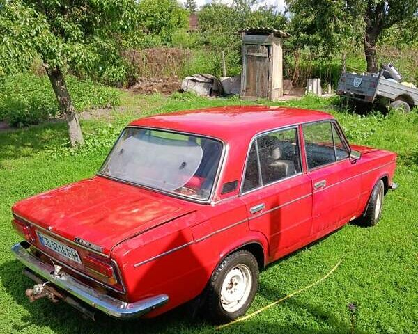 Красный ВАЗ 2103, объемом двигателя 1.5 л и пробегом 100 тыс. км за 500 $, фото 2 на Automoto.ua