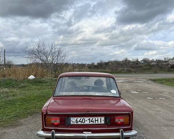 Красный ВАЗ 2103, объемом двигателя 1.3 л и пробегом 75 тыс. км за 550 $, фото 2 на Automoto.ua