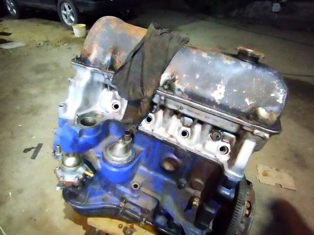 Красный ВАЗ 2103, объемом двигателя 1.3 л и пробегом 77 тыс. км за 216 $, фото 5 на Automoto.ua