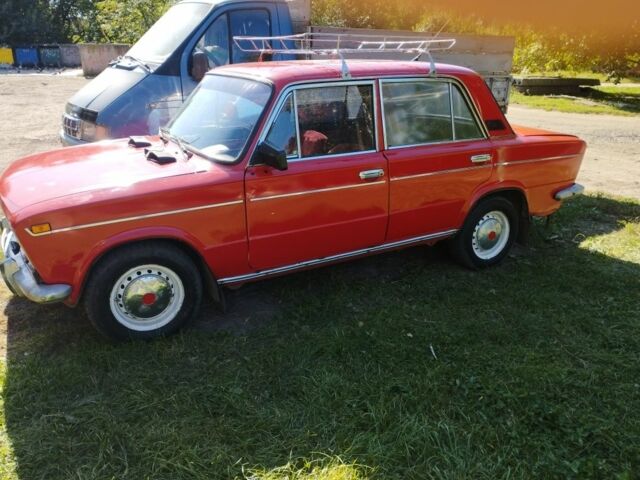 Червоний ВАЗ 2103, об'ємом двигуна 0 л та пробігом 70 тис. км за 1050 $, фото 5 на Automoto.ua