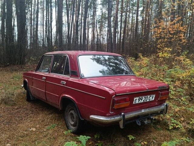 Червоний ВАЗ 2103, об'ємом двигуна 0 л та пробігом 200 тис. км за 334 $, фото 3 на Automoto.ua