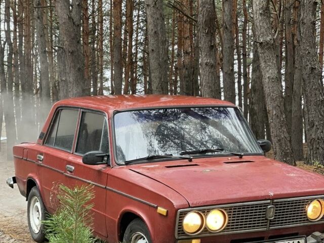 Красный ВАЗ 2103, объемом двигателя 1.5 л и пробегом 111 тыс. км за 368 $, фото 1 на Automoto.ua